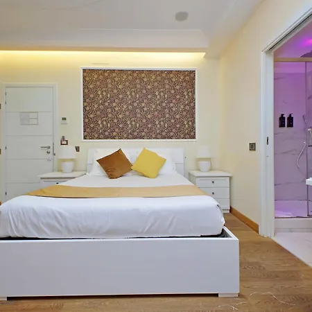 Couette-café Malandra 3*