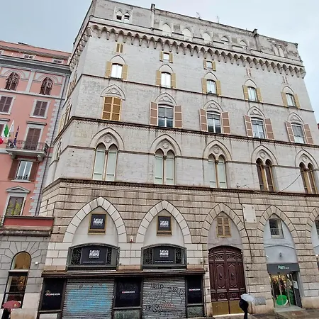 Malandra Oda ve Kahvaltı Roma