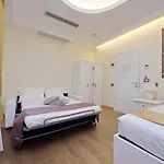 Malandra Rom