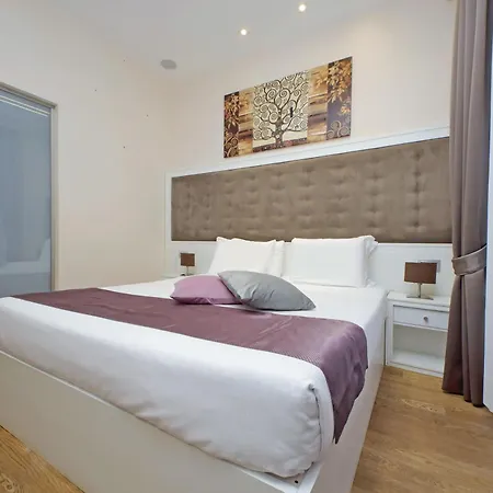 Malandra Bed & Breakfast 4*